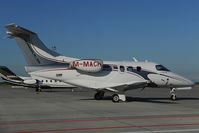 M-MACH @ LOWW - Embraer 500 Phenom 100 - by Dietmar Schreiber - VAP