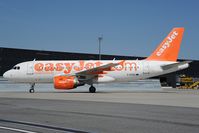 G-EZAG @ LOWW - Easyjet Airbus 319 - by Dietmar Schreiber - VAP