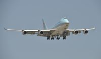 HL7439 @ PANC - Arriving at Anchorage - by Todd Royer
