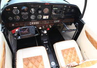 N6446L @ KSMO - cockpit