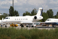 N585A @ LOWW - Saudi Aramco Aviation G550 - by Thomas Ranner