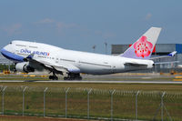 B-18201 @ VIE - China Airlines - by Chris Jilli