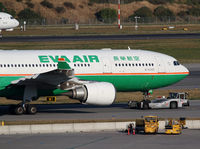 B-16305 @ LOWW - Eva Air Airbus A330 - by Andreas Ranner