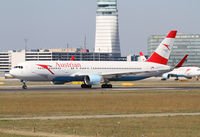 OE-LAW @ LOWW - Austrian B767 - by Thomas Ranner