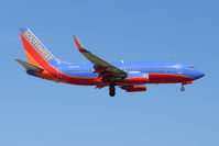 N554WN @ KMKE - SWA 737 @ MKE