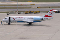 OE-LFQ @ VIE - Austrian Airlines Fokker 70 - by Thomas Ramgraber