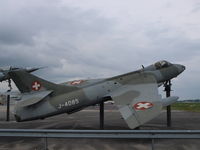 J-4085 photo, click to enlarge