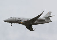 OE-HMR @ LOWW - private Falcon 2000