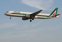 I-BIXA @ EBBR - Flight AZ148 is descending to RWY 25L
