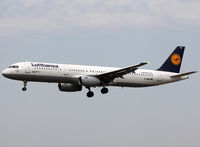 D-AIRD @ LEBL - Landing rwy 25R - by Shunn311