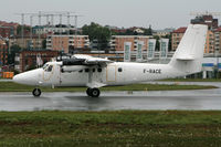 F-RACE @ ESSB - Lining up runway 30.