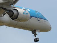 PH-EZD @ LFBD - from AMS landing 05 - by Jean Goubet-FRENCHSKY
