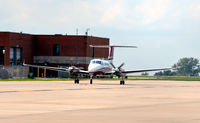 N785WC @ KLEX - Taxi LEX