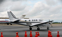 N831E @ KLEX - Taxi LEX - by Ronald Barker