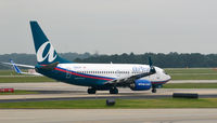 N285AT @ KATL - Taxi Atlanta - by Ronald Barker