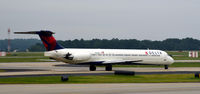 N912DL @ KATL - Taxi Atlanta - by Ronald Barker