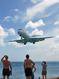 PJ-DAC @ TNCM - Maho Beach - by Tomas Milosch