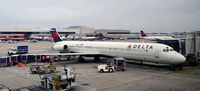 N958DL @ KATL - At the gate Atlanta - by Ronald Barker