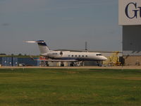 N475M @ KATW - @ Gulfstream Appleton - by steveowen