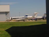 N328GA @ KATW - @ Gulfstream at Appleton