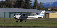 C-GTYB @ CYNJ - Holding - by Guy Pambrun