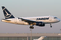 YR-ASD @ VIE - Tarom
