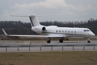 OE-IVV @ LOWW - Gulfstream 550