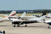 N63AM @ KHYI - 1980 CESSNA 172N