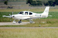 N822GM @ HYI - 2006 CIRRUS SR22