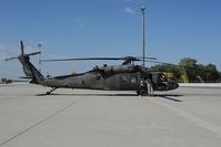 94-26570 @ LOWW - US Army Sikorsky UH60 Black Hawk