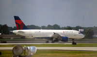 N351NB @ KATL - Taxi Atlanta - by Ronald Barker