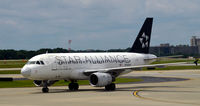 N703UW @ KATL - Taxi Atlanta - by Ronald Barker