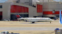 N914EV @ KATL - Taxi Atlanta - by Ronald Barker