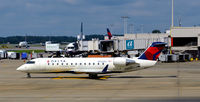 N926EV @ KATL - Taxi Atlanta - by Ronald Barker
