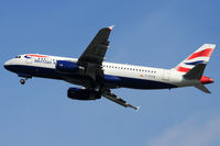 G-EUYM @ VIE - British Airways