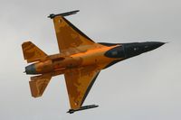 J-015 @ LFOC - Netherlands Air Force General Dynamics-Fokker f-16AM Fighting Falcon, On display, Châteaudun Air Base 279 (LFOC) open day 2013 - by Yves-Q