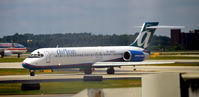N950AT @ KATL - Taxi Atlanta - by Ronald Barker