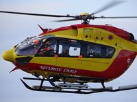 F-ZBPM @ LFBD - landing DZ Sécurité Civile for DRAGON 33 before Grand Crohot beach rescue - by Jean Goubet-FRENCHSKY