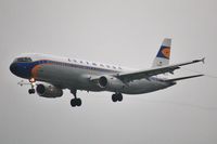 D-AIDV @ EGLL - Finals to 27L in heavy drizzle. - by John Coates