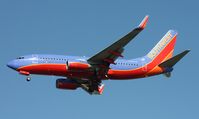 N780SW @ TPA - Southwest 737-700 - by Florida Metal