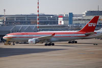 D-ALPA @ EDDL - At Düsseldorf - by Micha Lueck