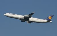 D-AIGT @ EDDF - Lufthansa Airbus A340-313X