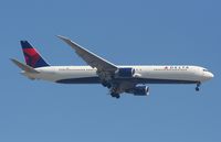 N830MH @ DTW - Delta 767-400 - by Florida Metal