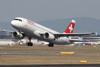 HB-IJR @ LOWW - SWISS A320 - by Andy Graf - VAP