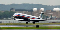 N437AA @ KDCA - Landing Natioanl - by Ronald Barker