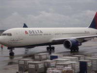 N16065 @ ATL - 763ER - by christian maurer