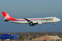 LX-VCG @ VIE - Cargolux - by Chris Jilli