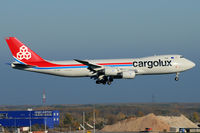 LX-VCG @ VIE - Cargolux - by Chris Jilli