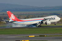 LX-VCG @ VIE - Cargolux - by Chris Jilli