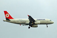 TC-JPS @ EGLL - Airbus A320-232 [3718] (THY Turkish Airlines) Home~G 21/08/2010. On approach 27L. - by Ray Barber